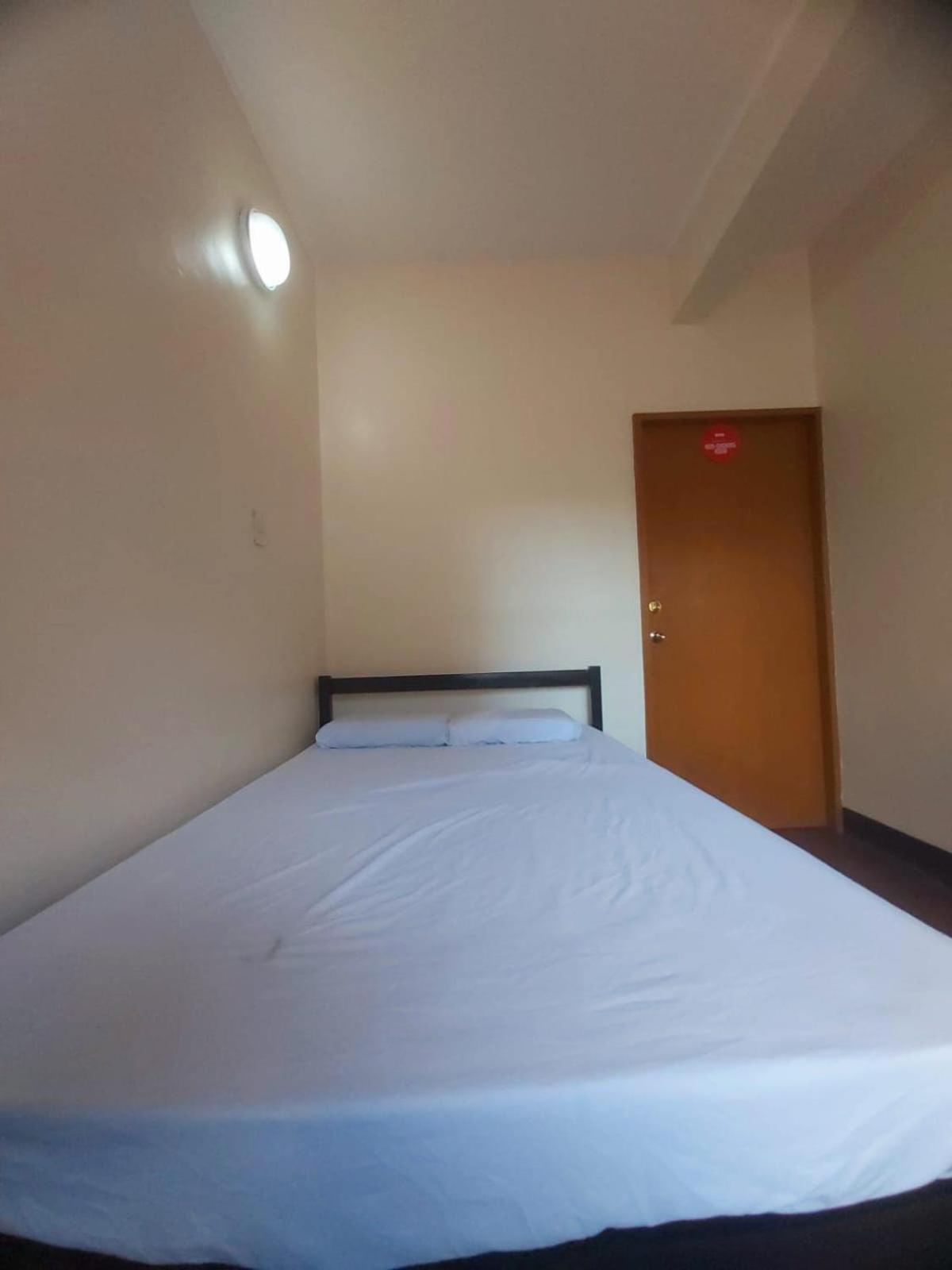 Oyo 916 Angel'S Boardrooms Quezon City Εξωτερικό φωτογραφία